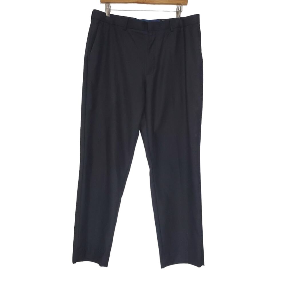 Banana Republic | 34x30 Standard Fit Trousers